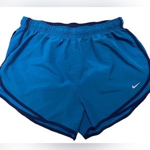 NIKE DriFit Running Shorts XL